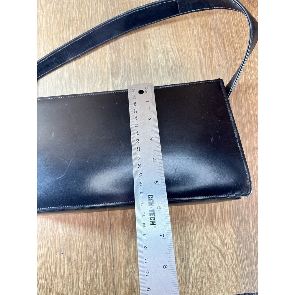 Vintage Kam Lung Co. Leather Wares Manufacturer Black Handbag